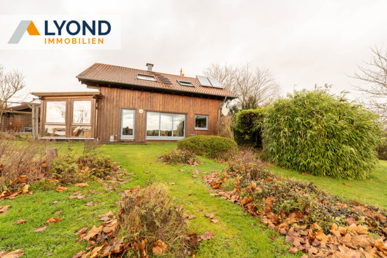 Modernisiertes Einfamilienhaus mit großem Grundstück und unvergleichlicher Atmosphäre